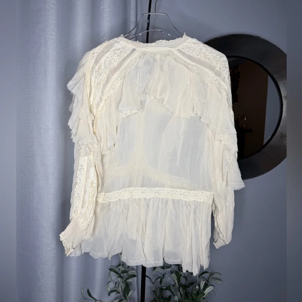 NWT Zara Woman LIMITED EDITION ZW COLLECTION LACE RUFFLE BLOUSE Top Size M - Picture 11 of 12